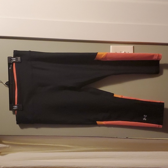 Under Armour capri - Picture 1 of 4
